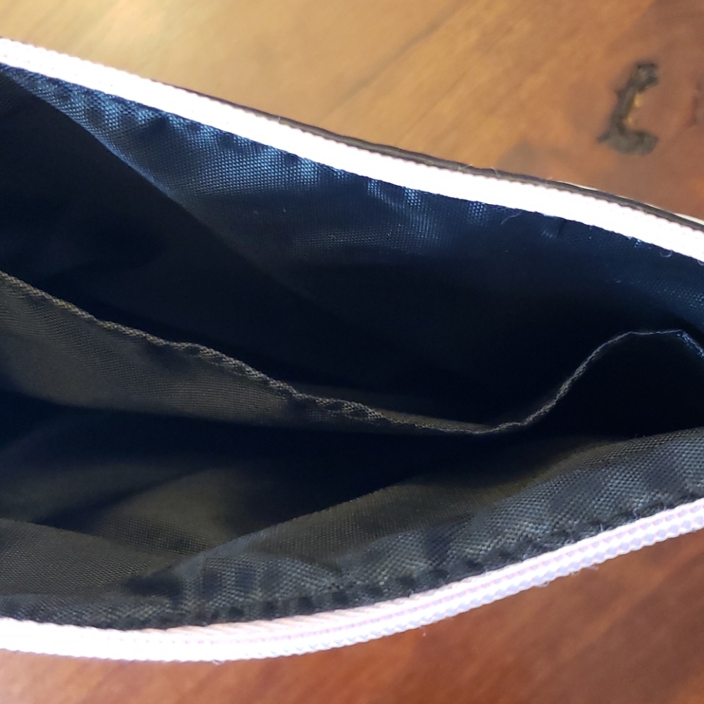 Makeup Pouch - Picture 6 of 6